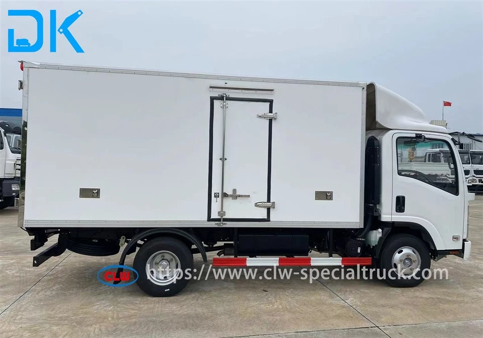 Isuzu Specialized Insulated Truck